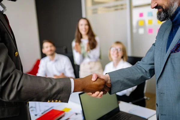 Partenaire collaboration stratégique Néo In'Pulse Hub
